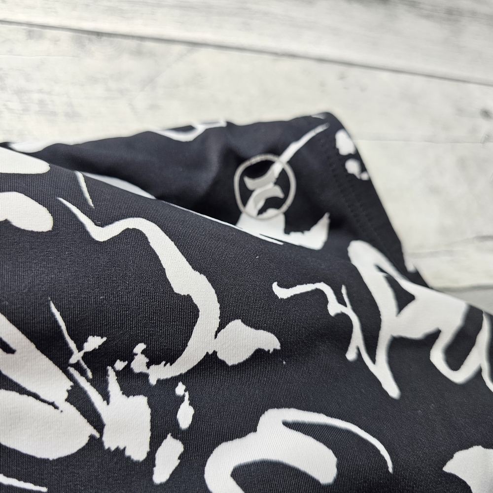 Hurley Black and White Floral Swimsuit Large - Picture 2 of 6